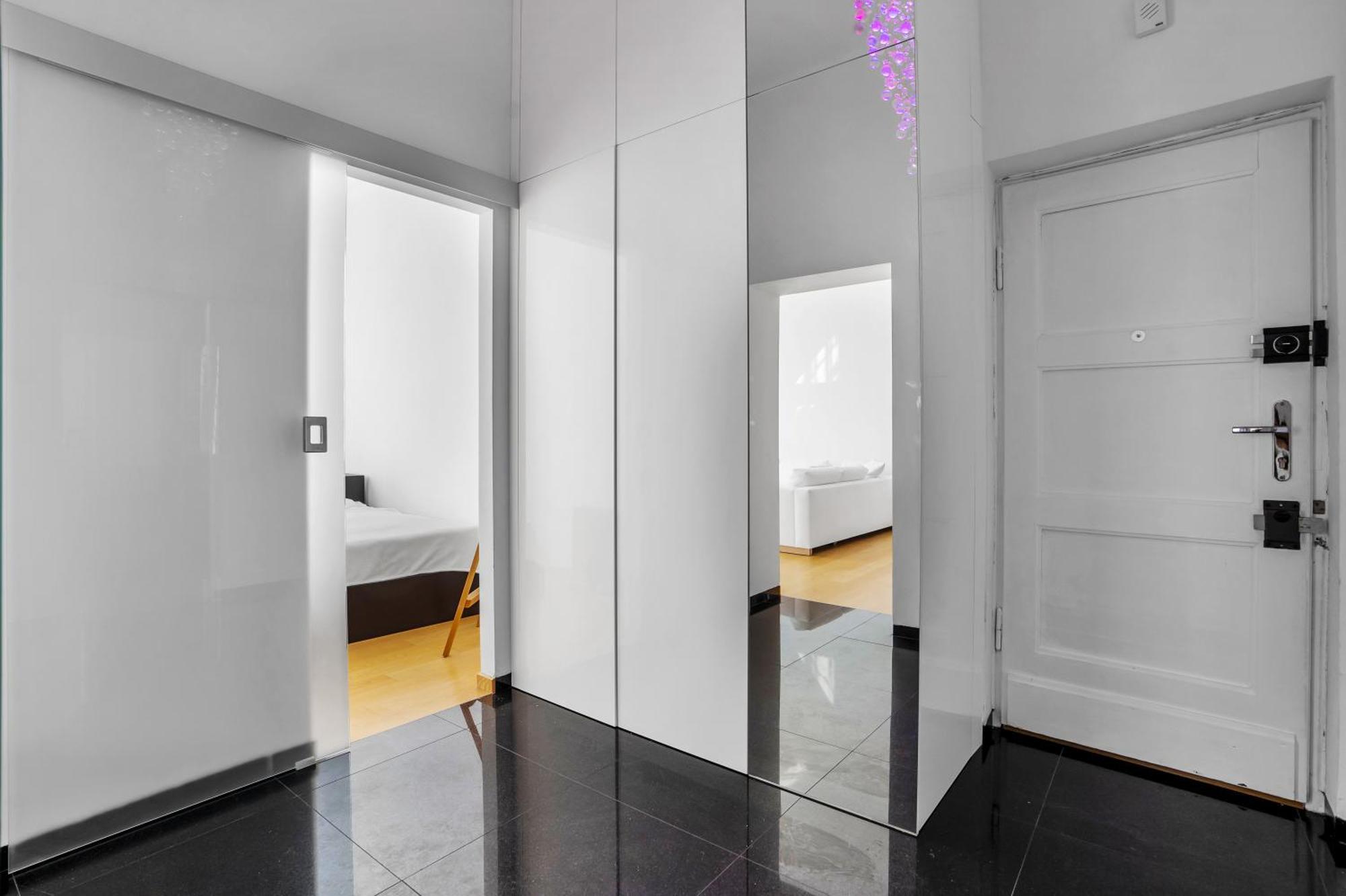 Warsaw Castle Apartments - Prime Location, Historic City Center, Castle View, Fast Internet - By Rentujemy Buitenkant foto