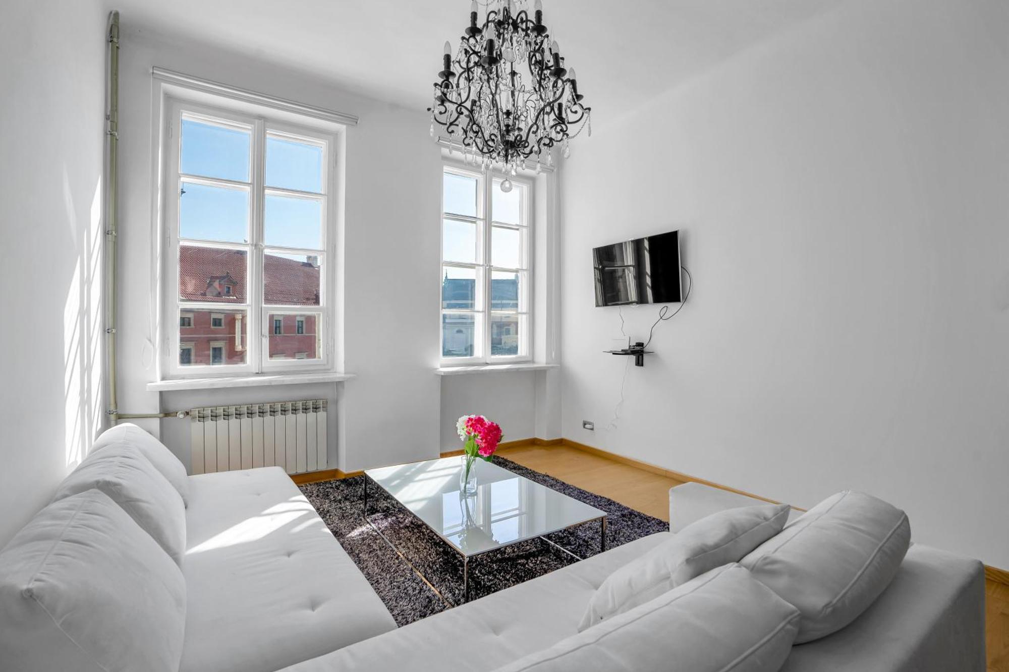 Warsaw Castle Apartments - Prime Location, Historic City Center, Castle View, Fast Internet - By Rentujemy Buitenkant foto